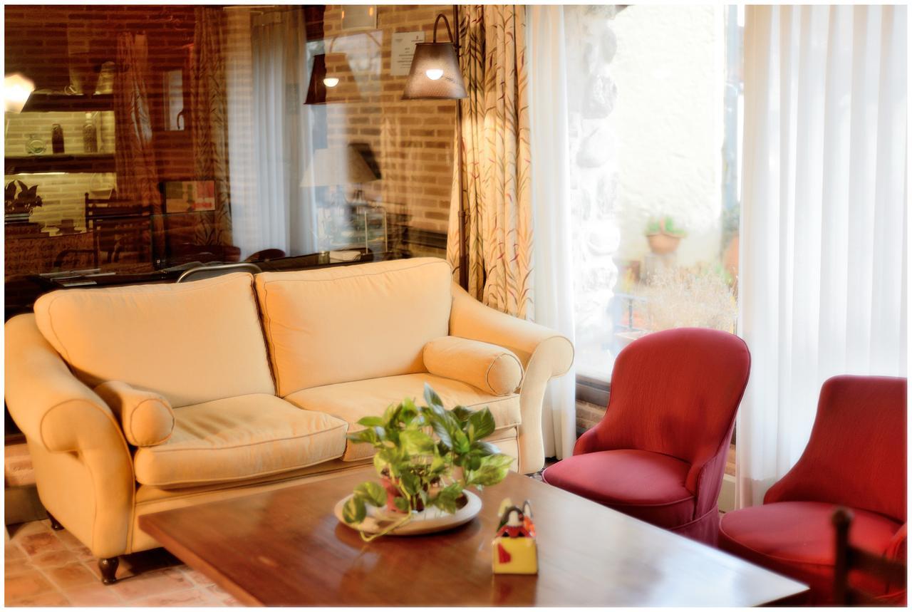 Hotel El Rincon De Rascafría Extérieur photo